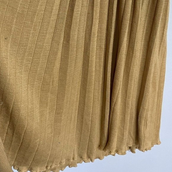 70S Ribbed Knit Vintage Dress w/ Puff Sleeves Gold 12 - Picture 6 of 15